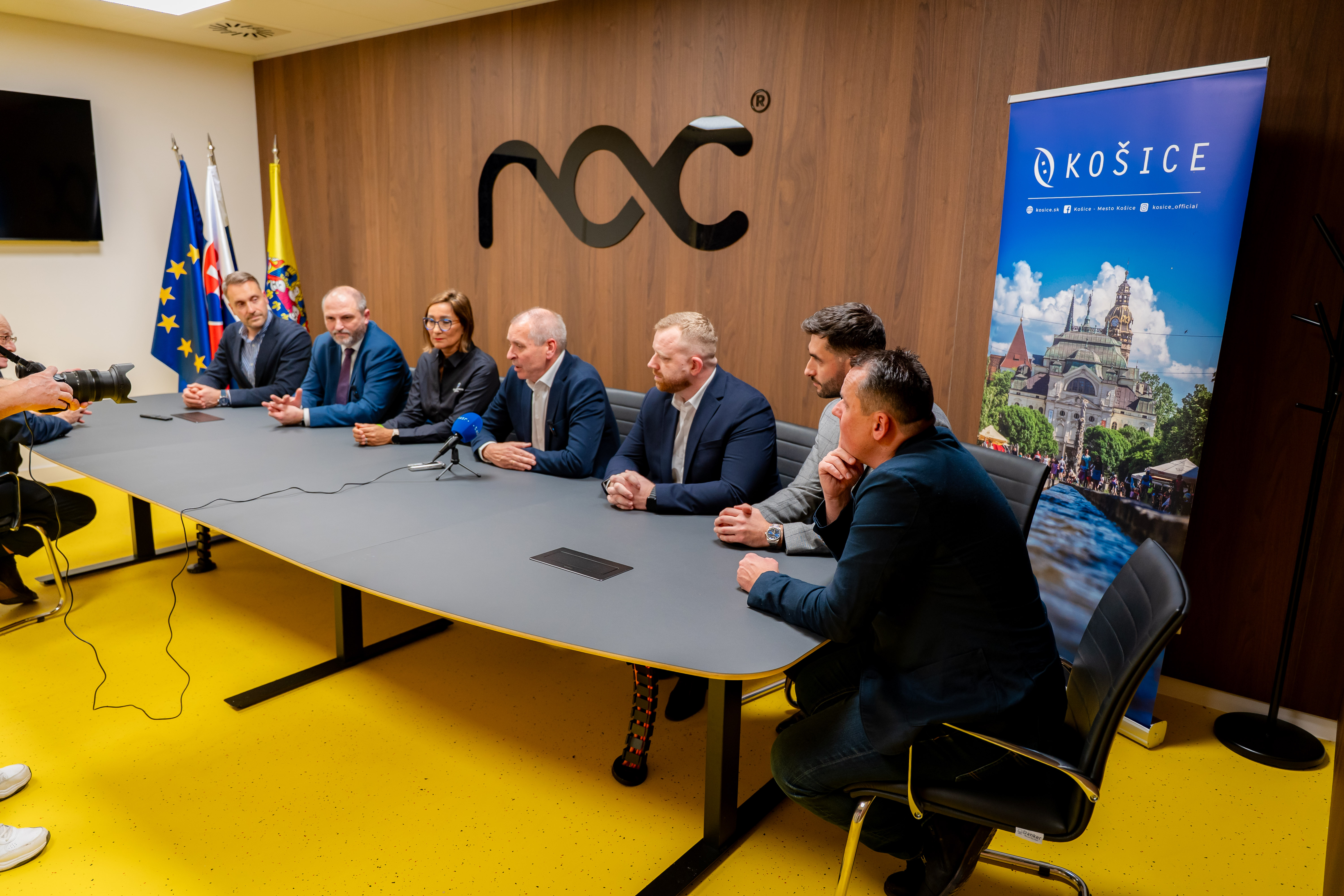 Slavnostne otvorenie Majstrovstiev Slovenskej republiky v plavani-60